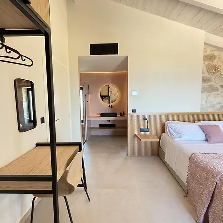 Izel Villa *